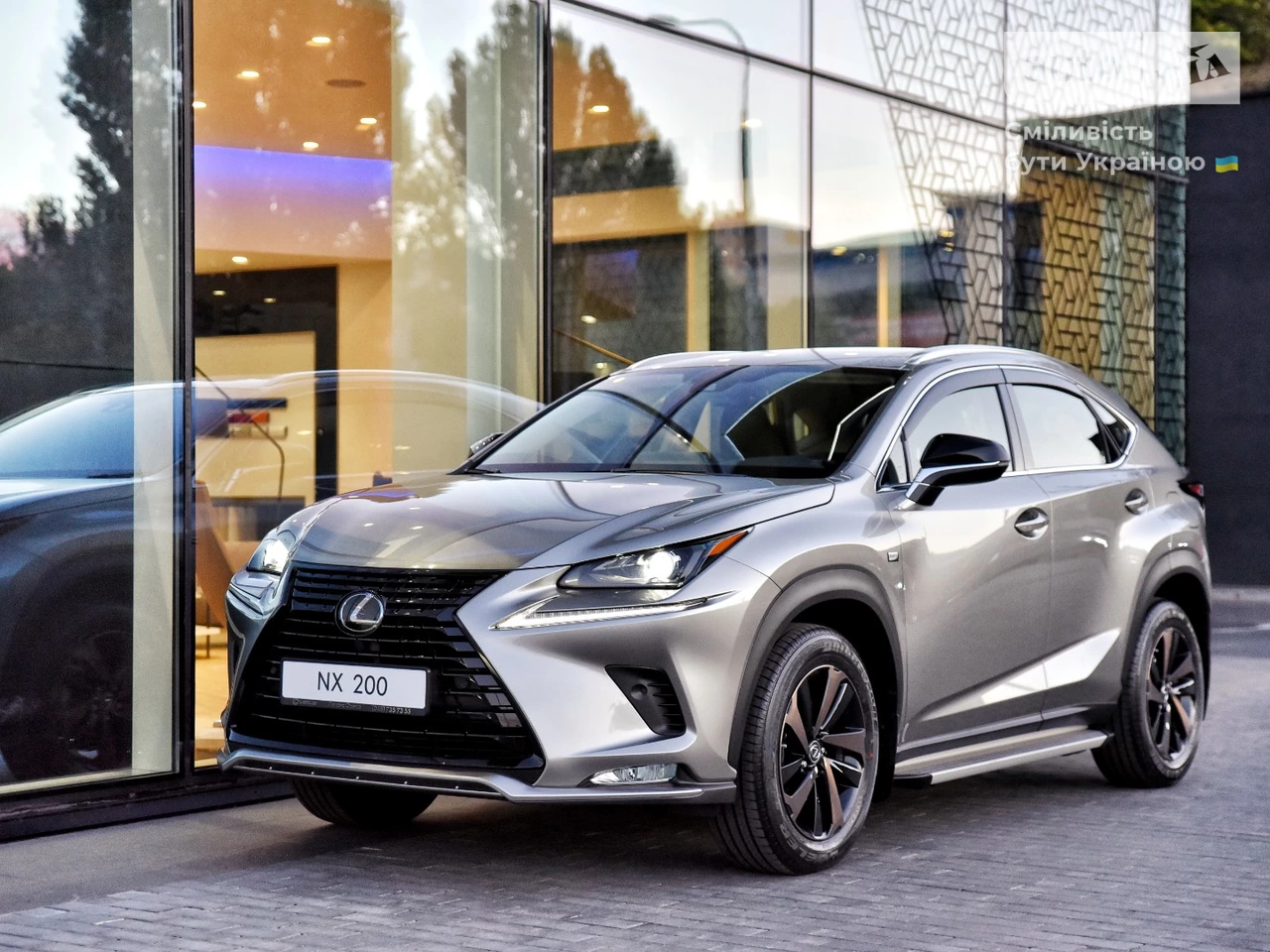 Lexus NX Sport+