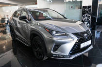 Lexus NX Sport+