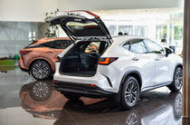 Lexus NX Urban