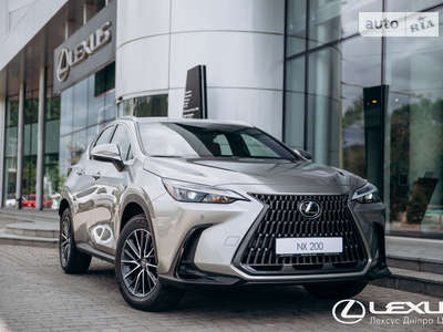 Lexus NX 2023 Urban