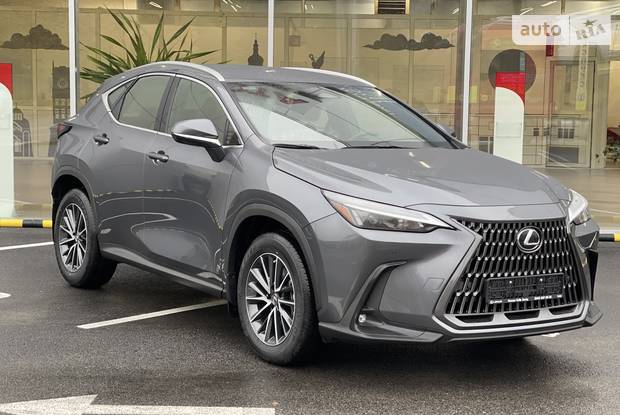 Lexus NX Business+