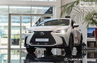 Lexus NX 2025 Urban