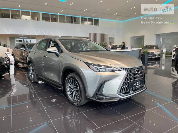 Lexus NX 2025
