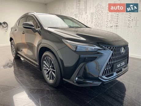 Lexus NX 2025