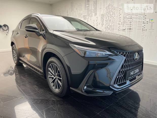 Lexus NX 2025