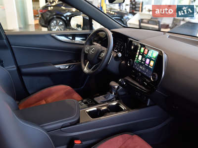 Новый Lexus NX 2025 - фото 4