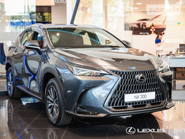 Lexus NX 2025