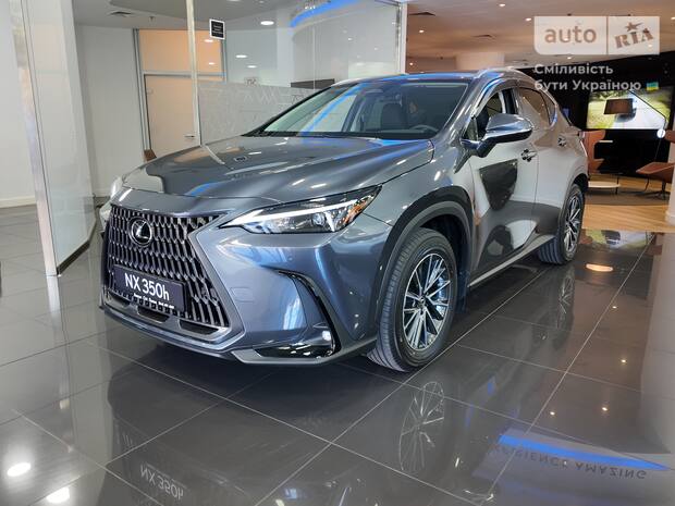Lexus NX 2025
