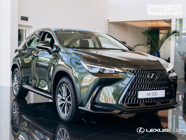 Lexus NX 2025