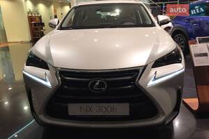 Lexus NX 2019 року