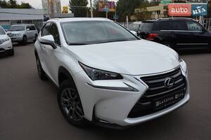 Lexus NX 2019 року