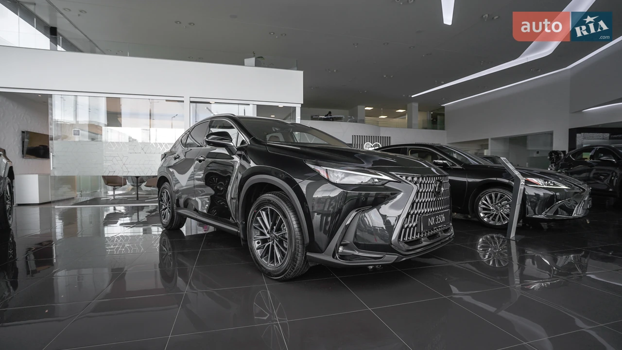 Lexus-3