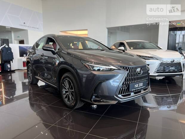Lexus NX 2025