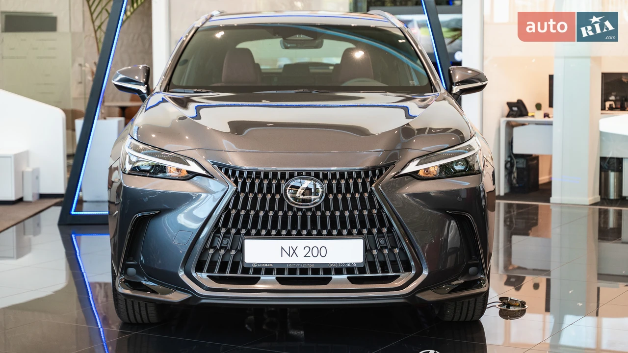 Lexus NX Urban