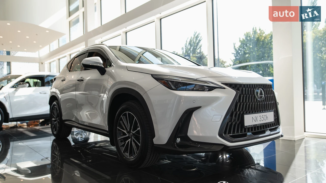 Lexus-3