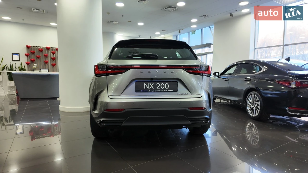Lexus-7