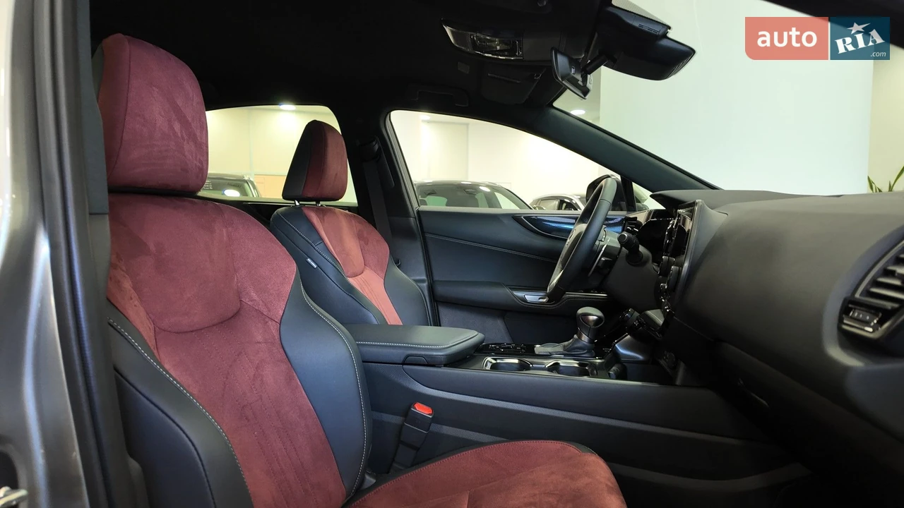 Lexus-11