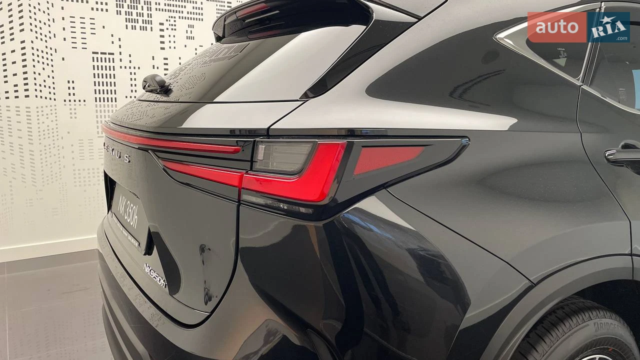 Lexus-21