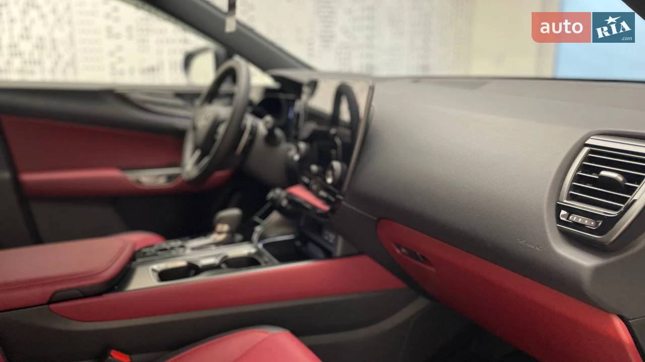 Lexus-19