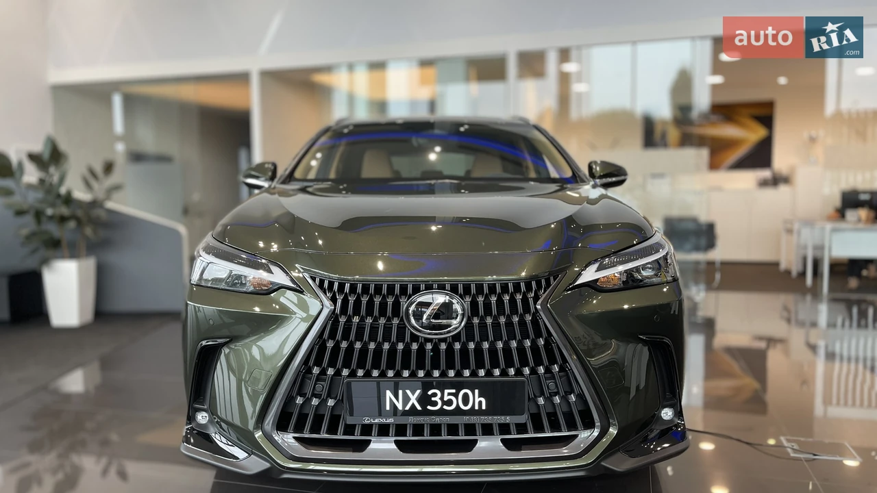 Lexus-4