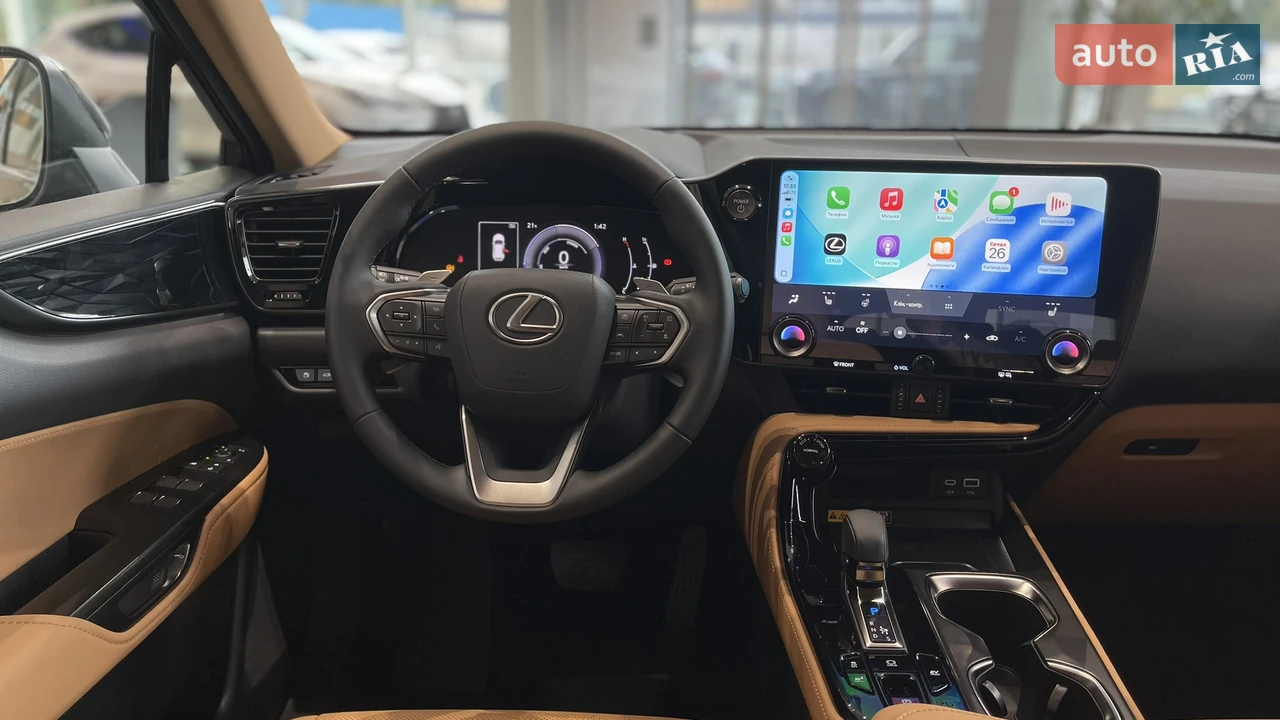 Lexus-0