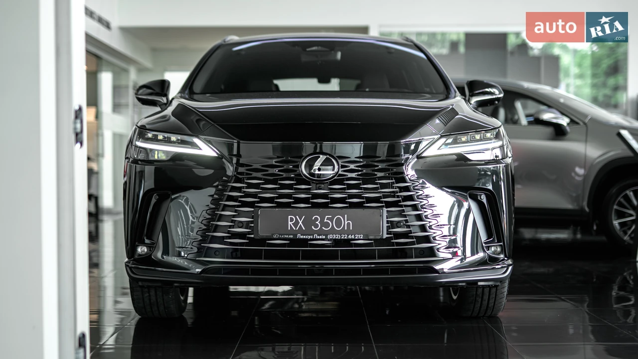 Lexus-3