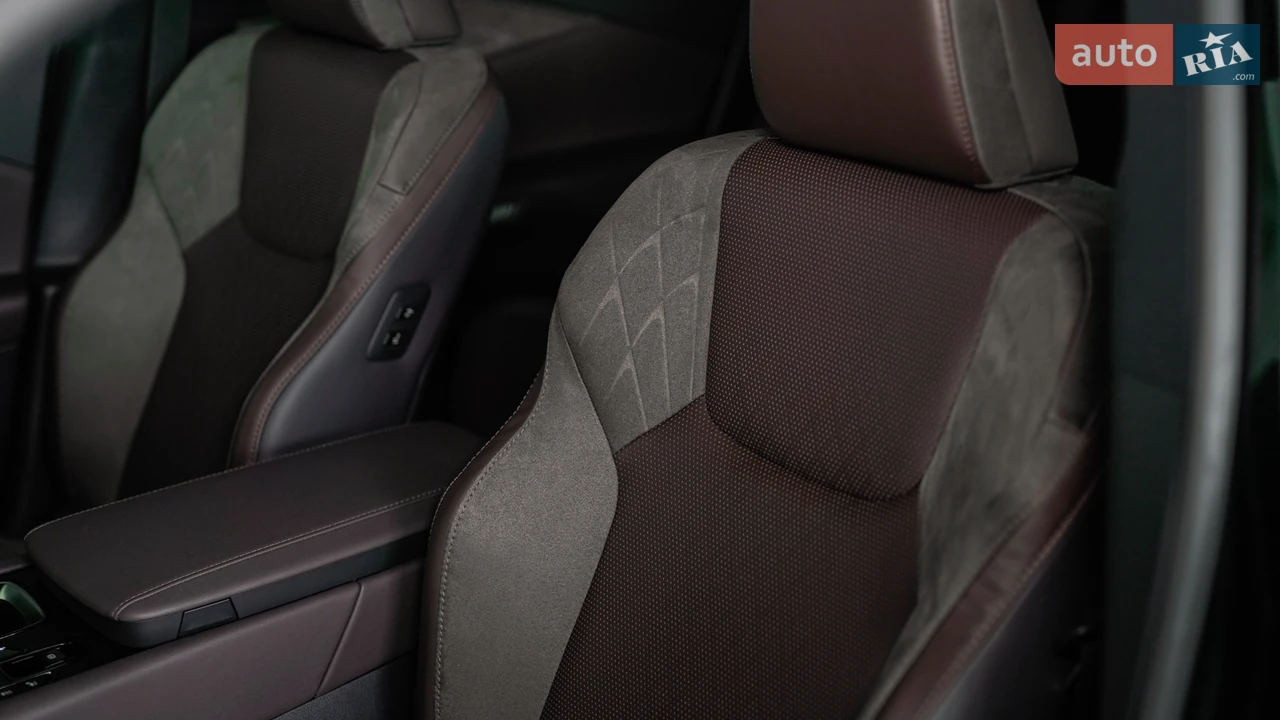 Lexus-14