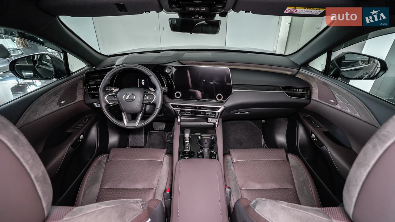 Lexus-1