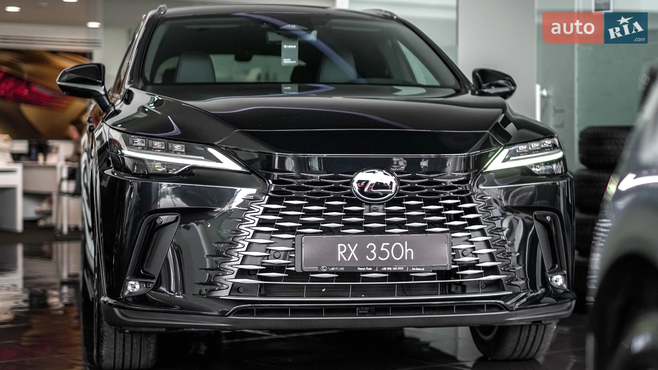 Lexus-3