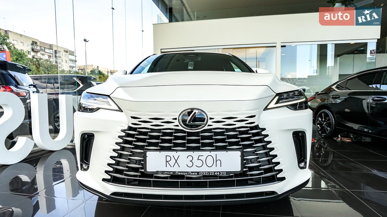 Lexus-3