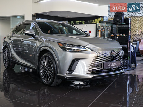 Lexus RX 2025