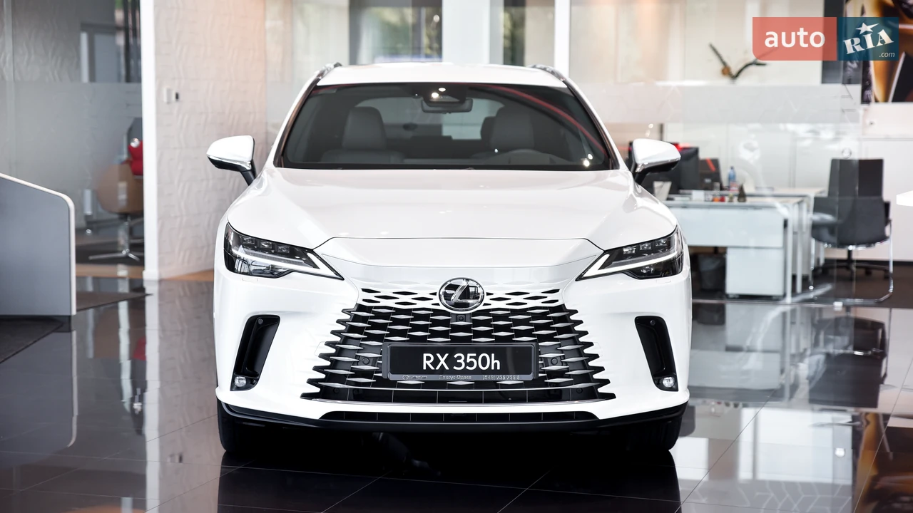 Lexus-7