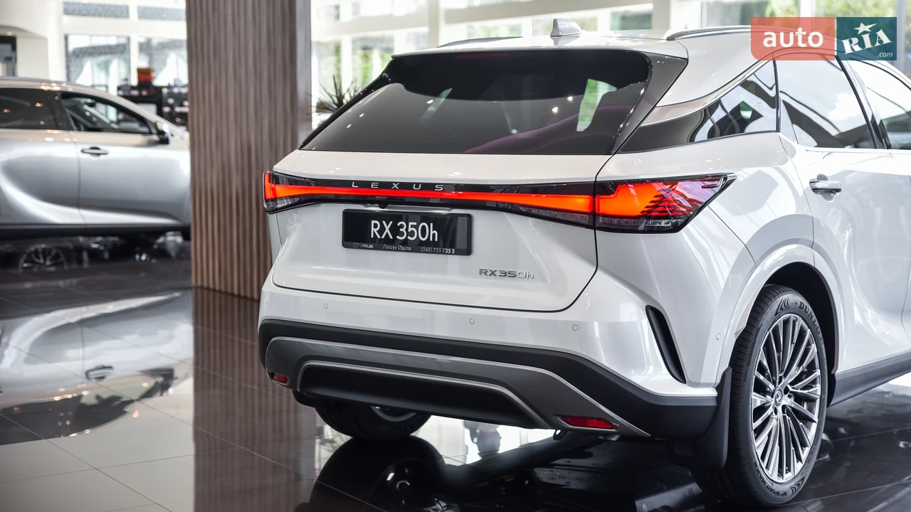 Lexus-19