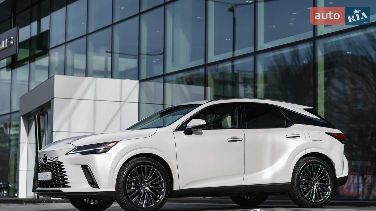 Lexus-3