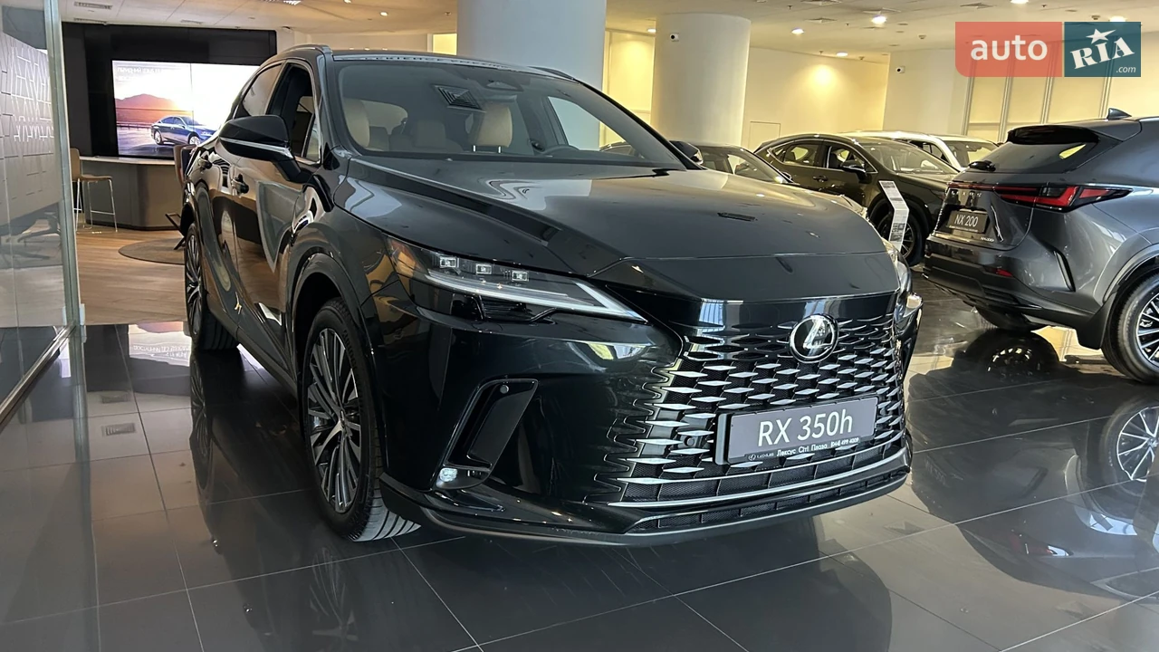 Lexus-5