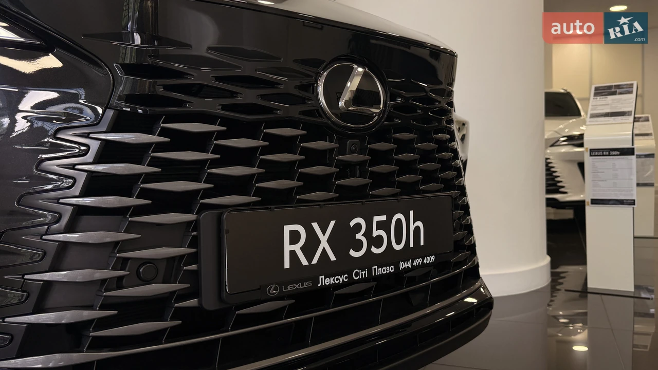 Lexus-19