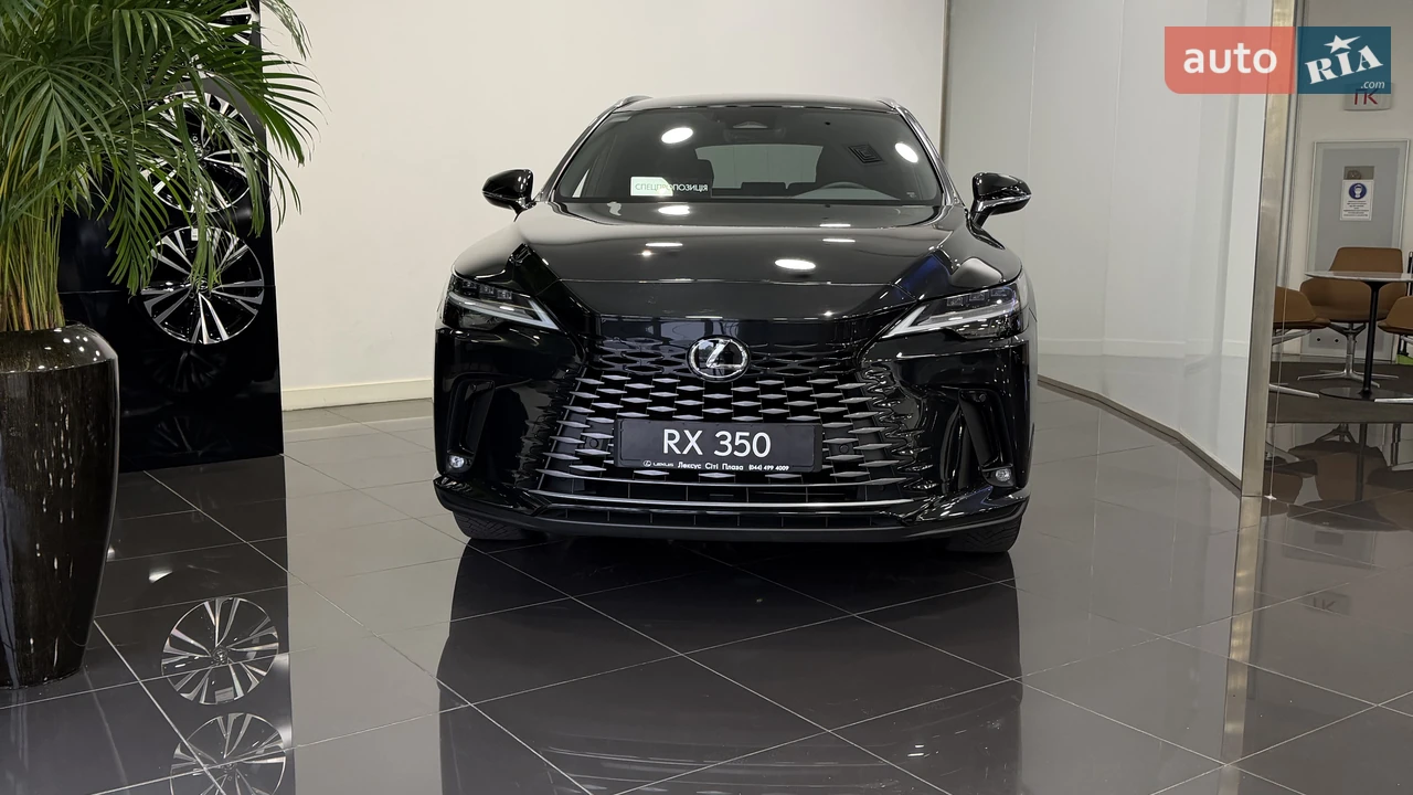 Lexus-24