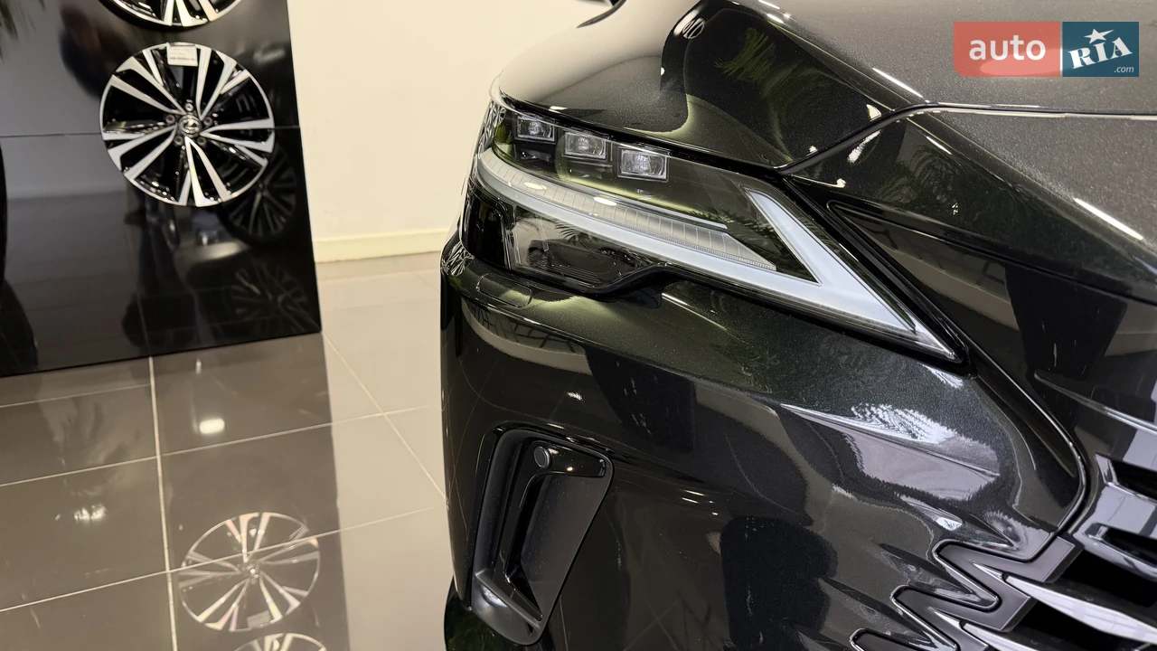Lexus-3