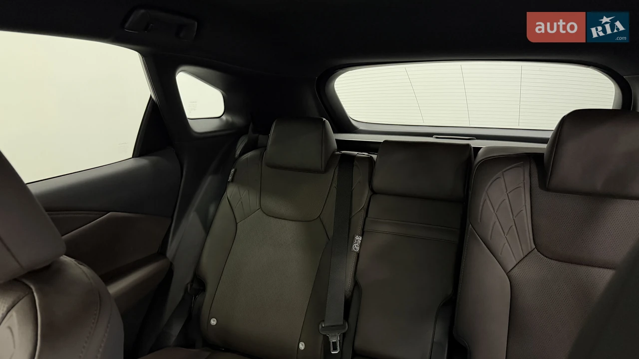 Lexus-2