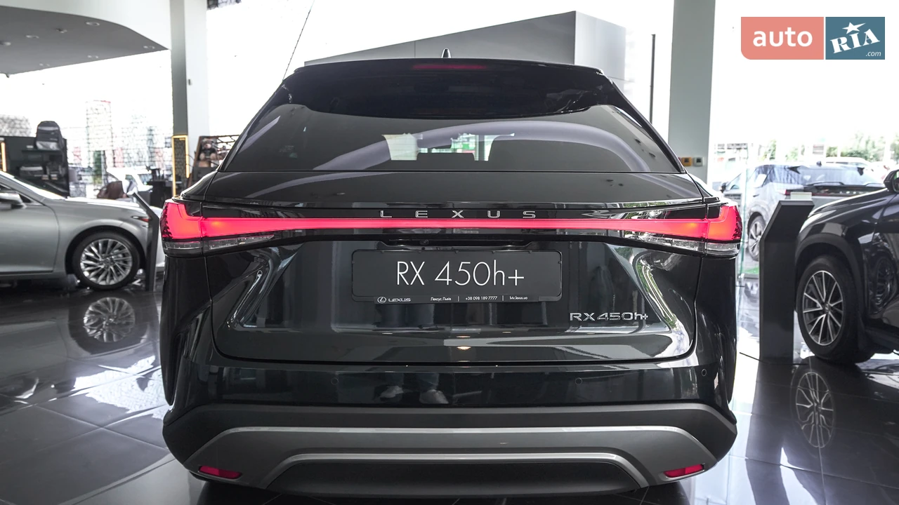 Lexus-11
