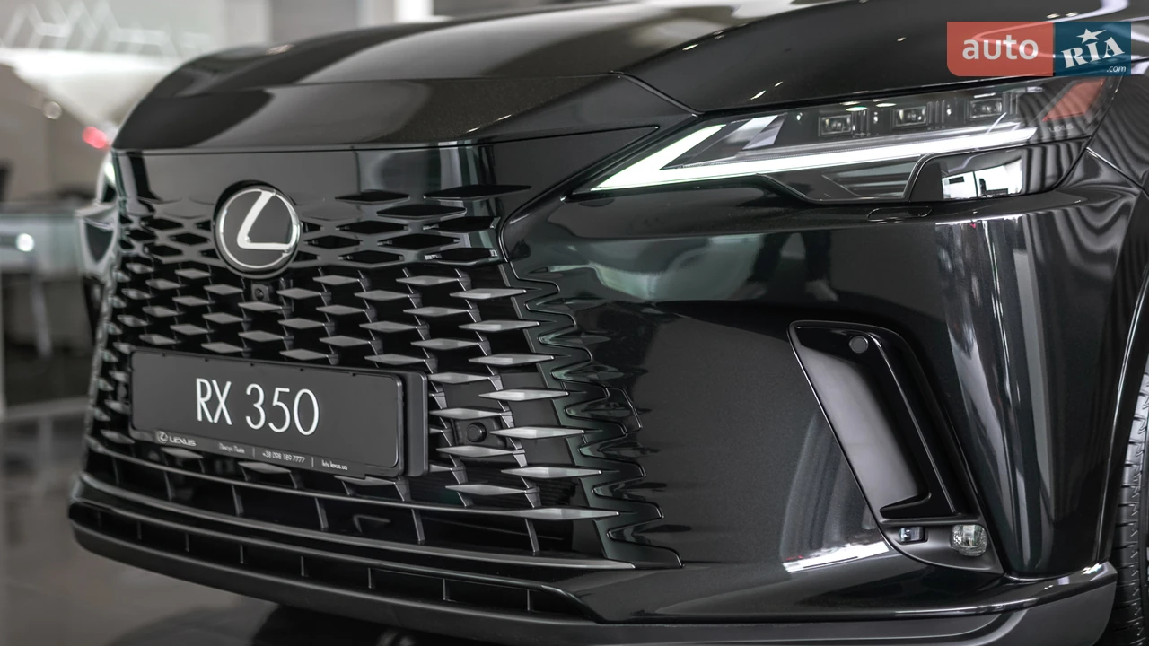 Lexus-4