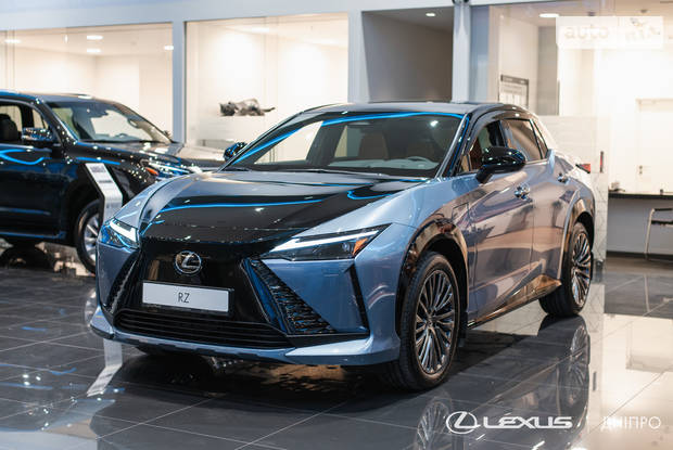 Lexus RZ Luxury Bi-Tone