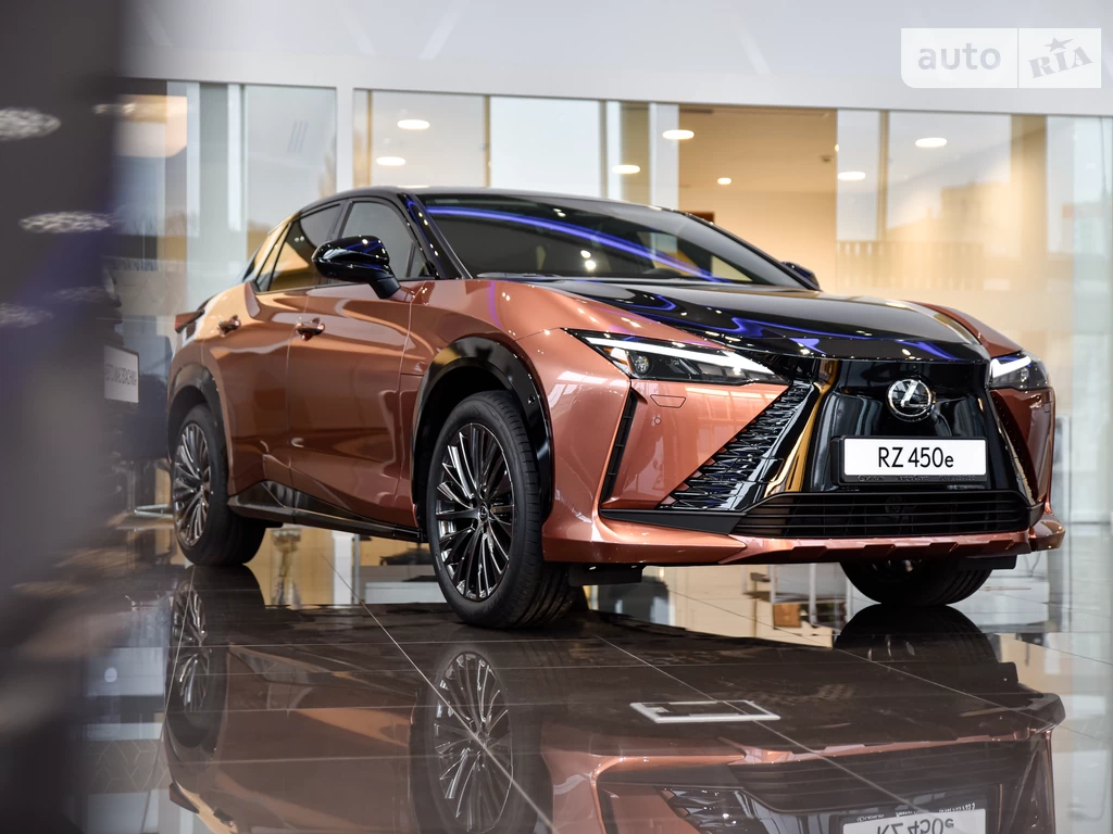 Lexus RZ Luxury Bi-Tone