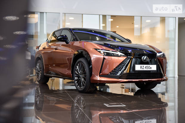 Lexus RZ Luxury Bi-Tone