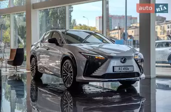 Lexus RZ