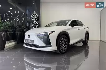 Lexus RZ