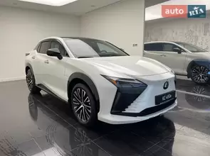 Lexus RZ