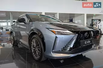 Lexus RZ