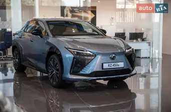 Lexus RZ
