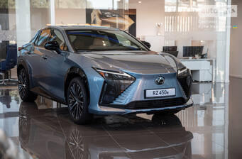 Lexus RZ 2025 Luxury